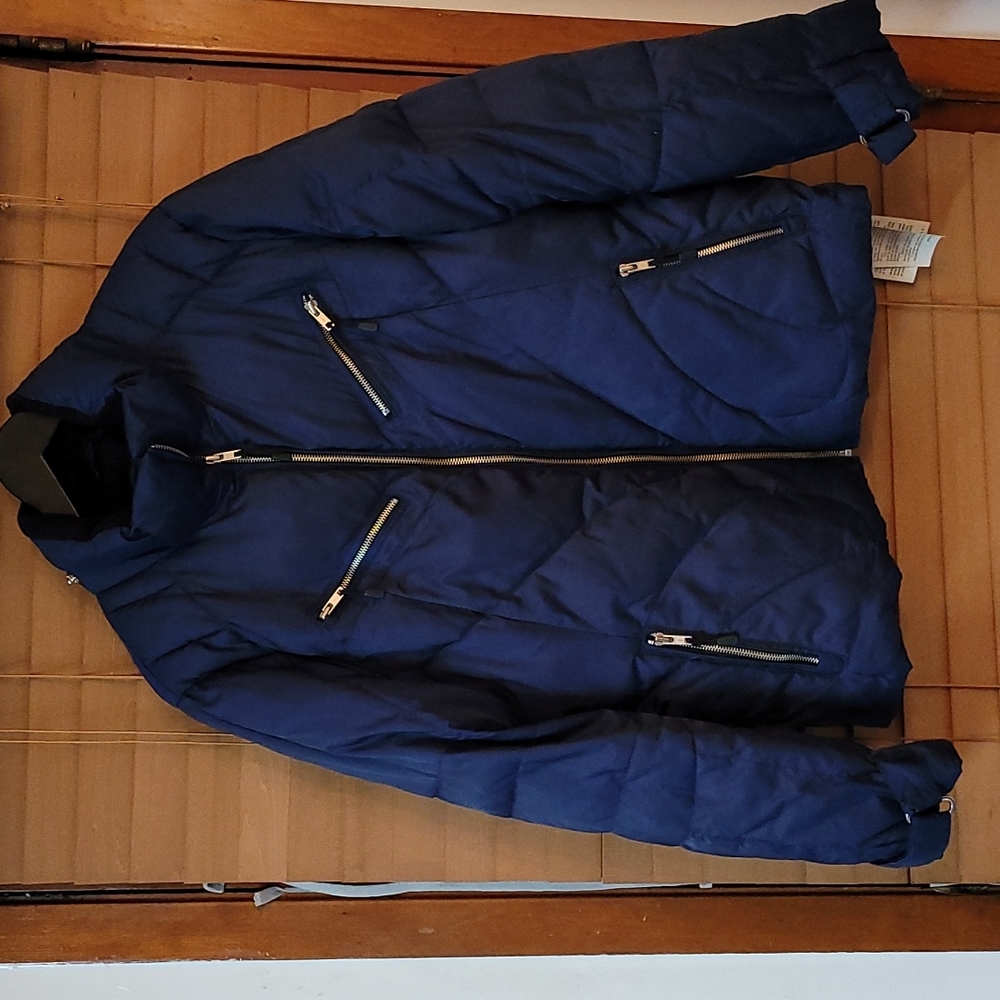 Style&Co Sport.Gently used as a ski jacket. Jacket with an attached zip in hood.